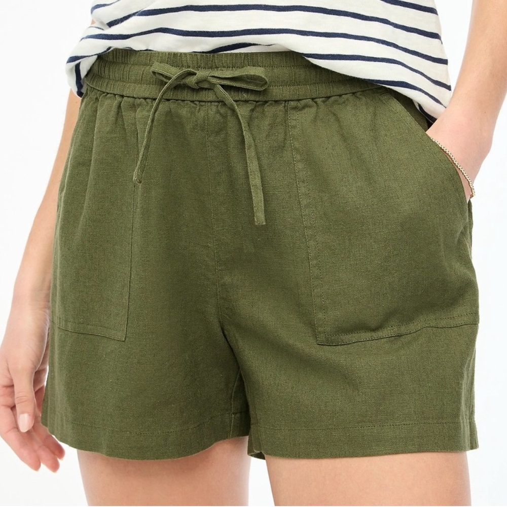 VGUC Linen Shorts in Olive Green